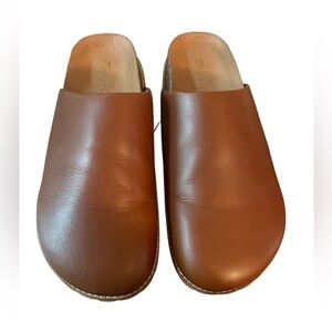 Madewell Women’s The Layne Clog Mule in Leather in dried maple color Sz 9